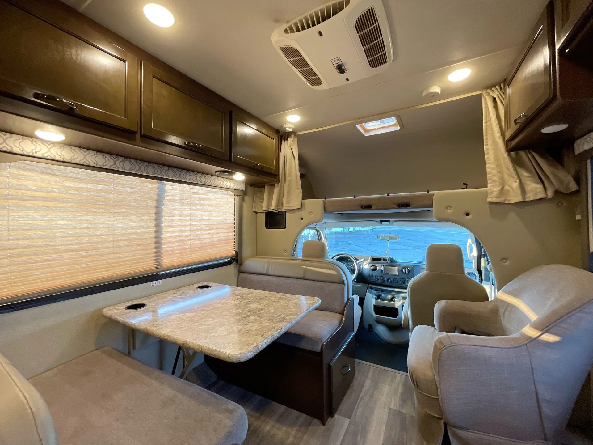 2019 Thor Motor Coach Freedom Elite 24HE — living area main