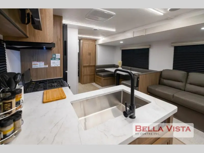 2026 Coachmen Freedom Express Select 30SE - Photo 3