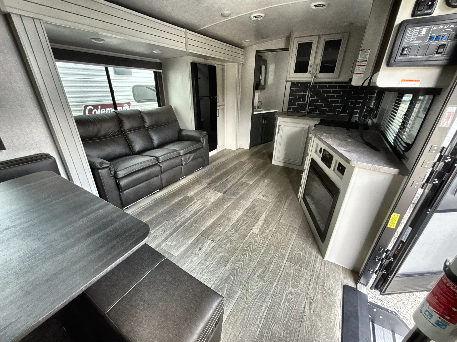 2024 Keystone Cougar Half-Ton 30BHSWE — living area main