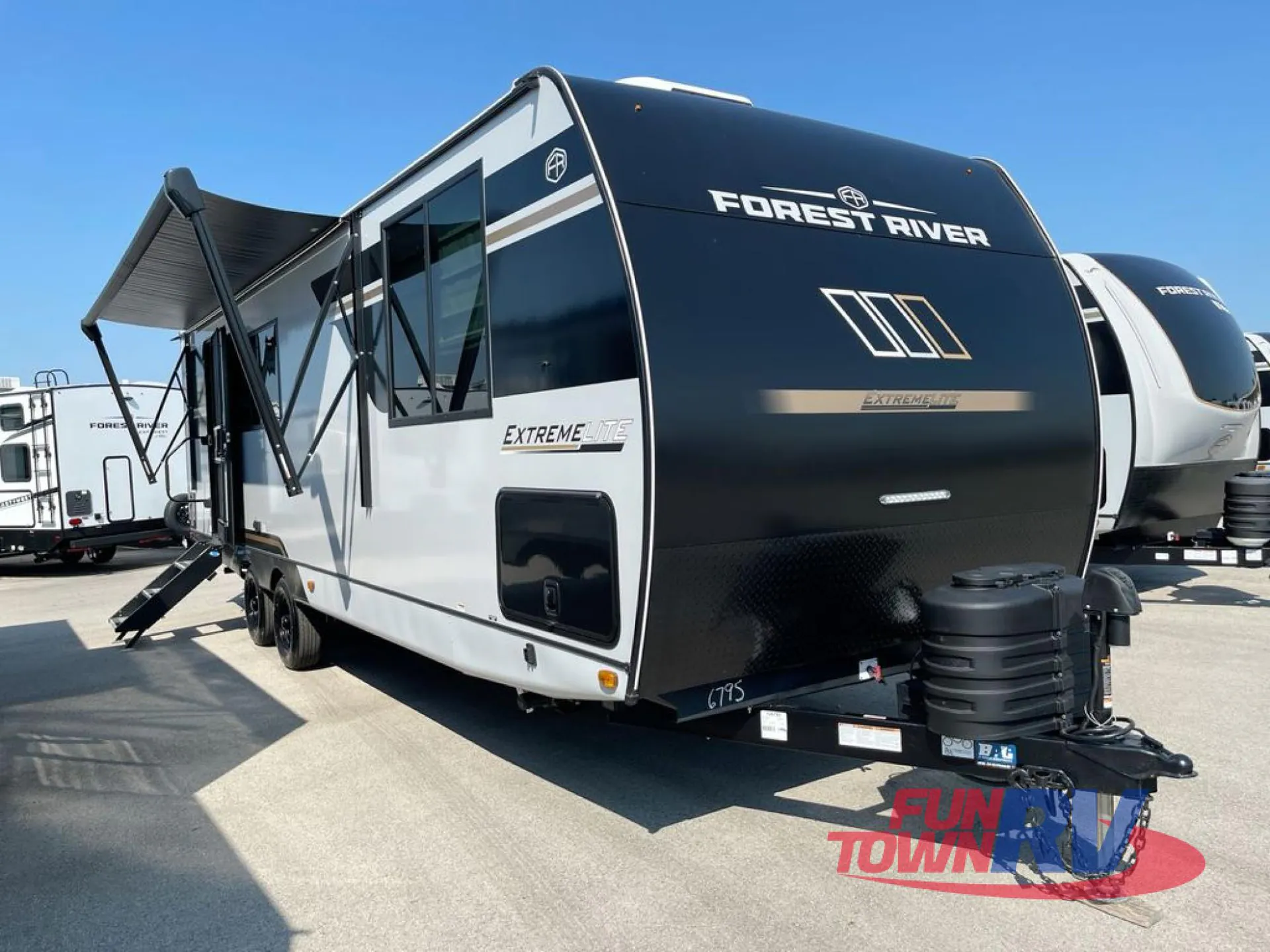 2026 Forest River Vibe Extreme Lite 2600RB dealer photo 1 from Fun Town RV