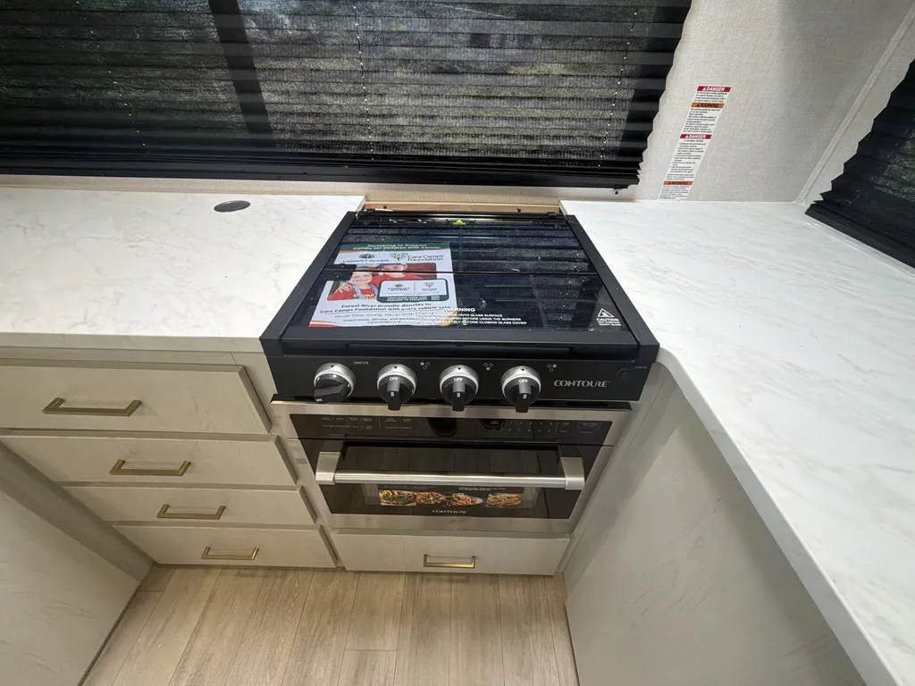 2027 Forest River Vibe 3400SB, Photos photo 10