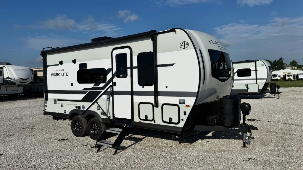2026 Forest River Flagstaff Micro Lite 21SRB - Photo 2