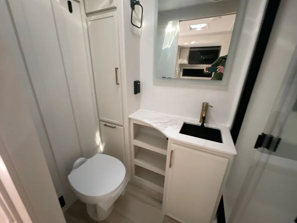 2026 Brinkley Model I 235, Photos photo 8