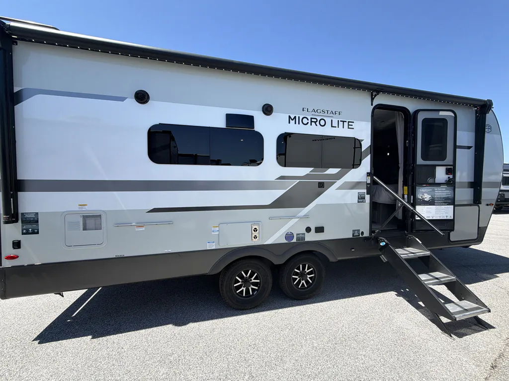 2026 Forest River Flagstaff Micro Lite 25FBT, Photos photo 5