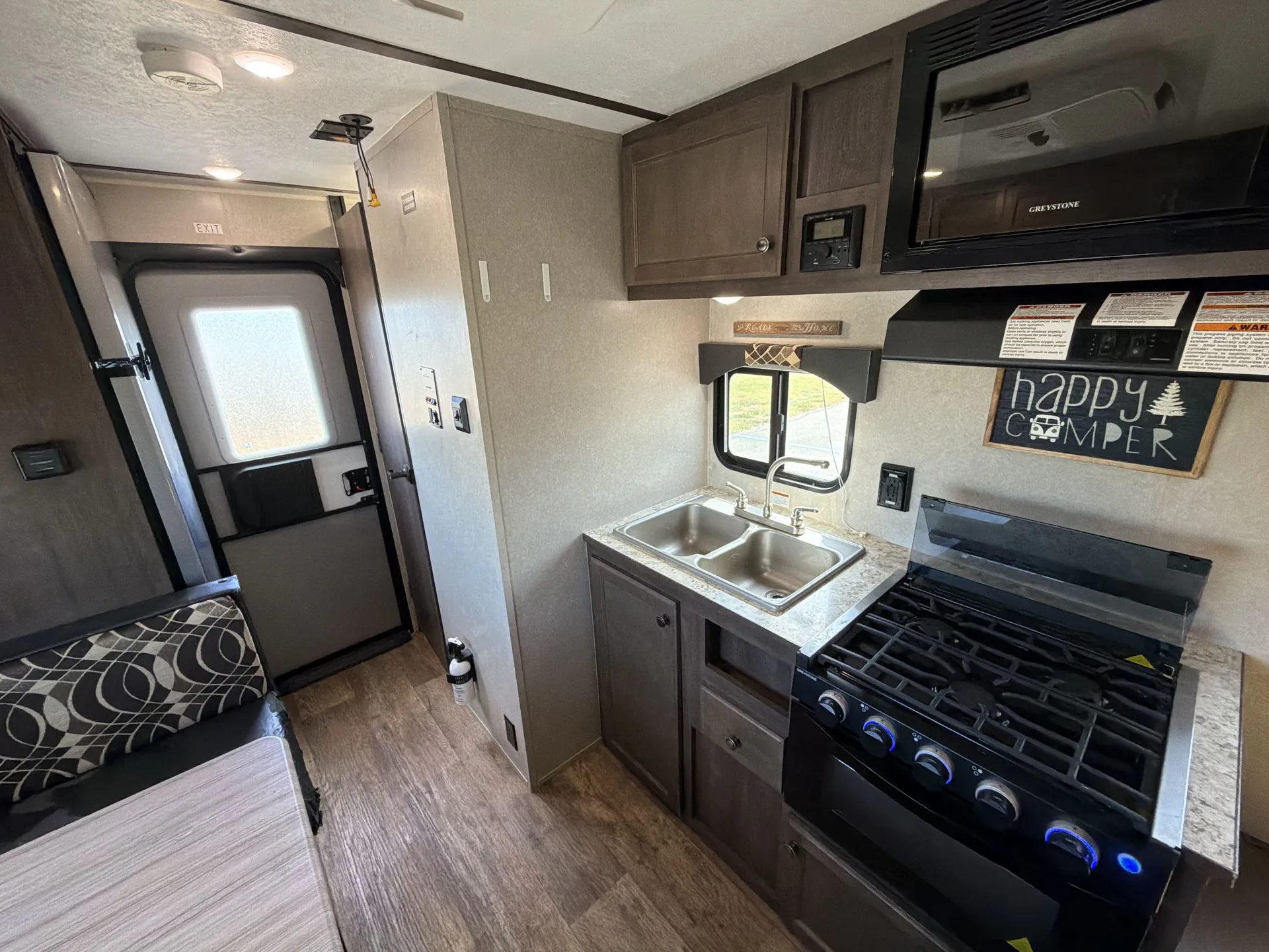 2020 Sunset Park RV Sun Lite 16BH — living area main