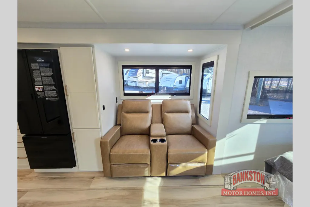 2026 Brinkley Model I 235, Photos photo 25
