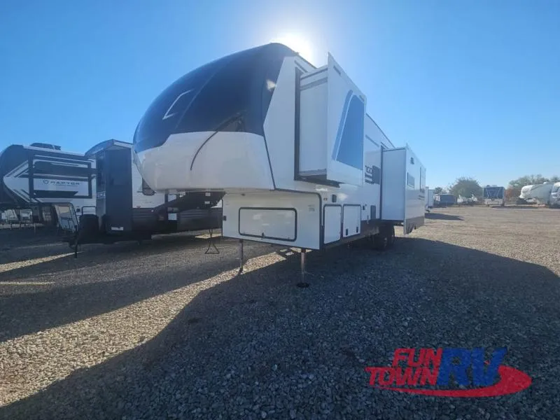 2026 KZ Durango Half-Ton 290RLT - Photo 2