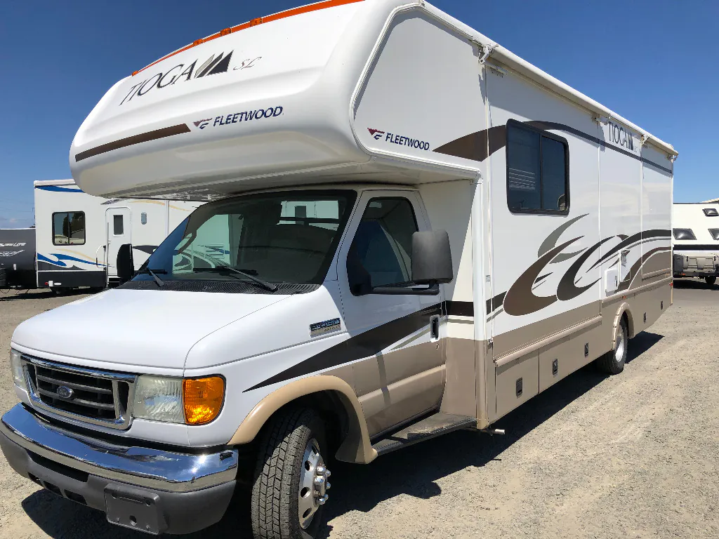 2006 Fleetwood RV Tioga SL 30U - Photo 3