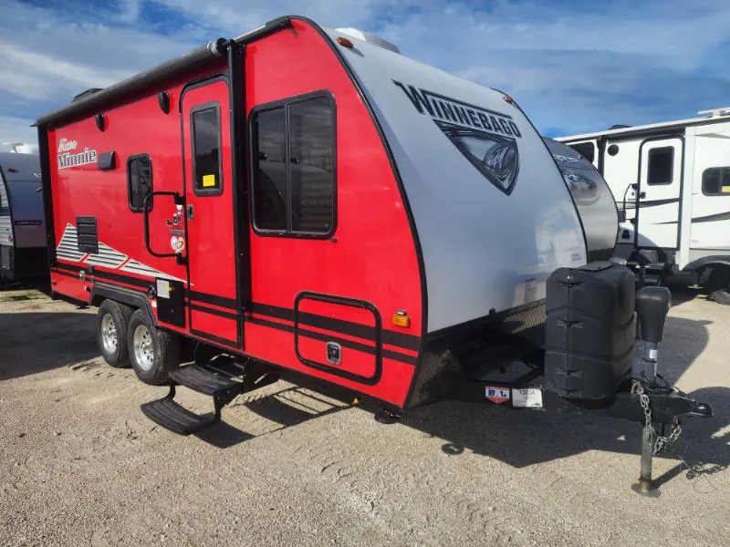 2019 Winnebago Micro Minnie 2100BH - Photo 2