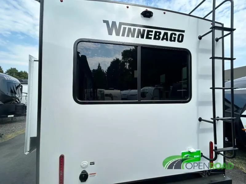 2026 Winnebago Thrive 25RLS - Photo 4
