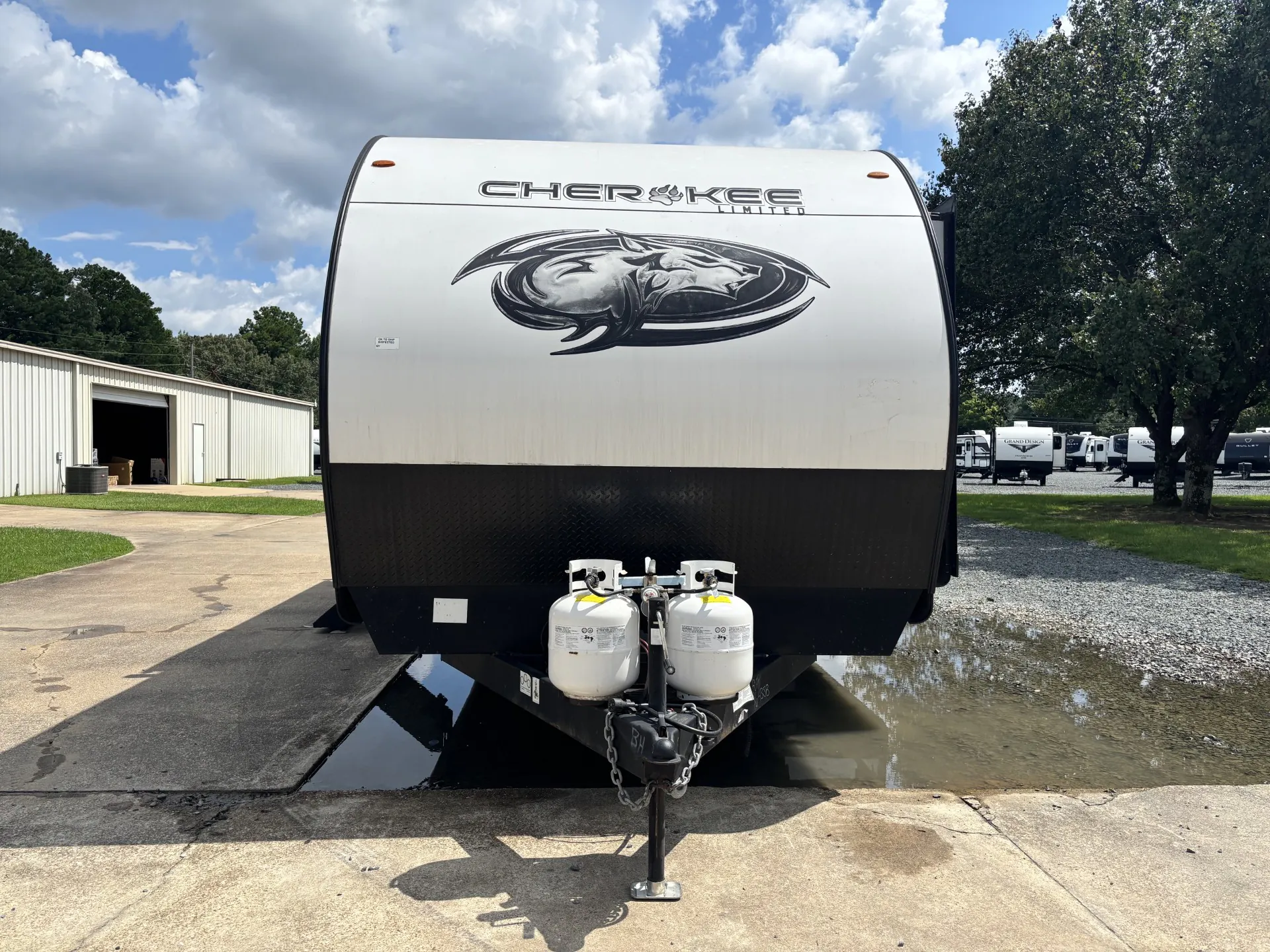 2023 Forest River Cherokee 324TS - Photo 4
