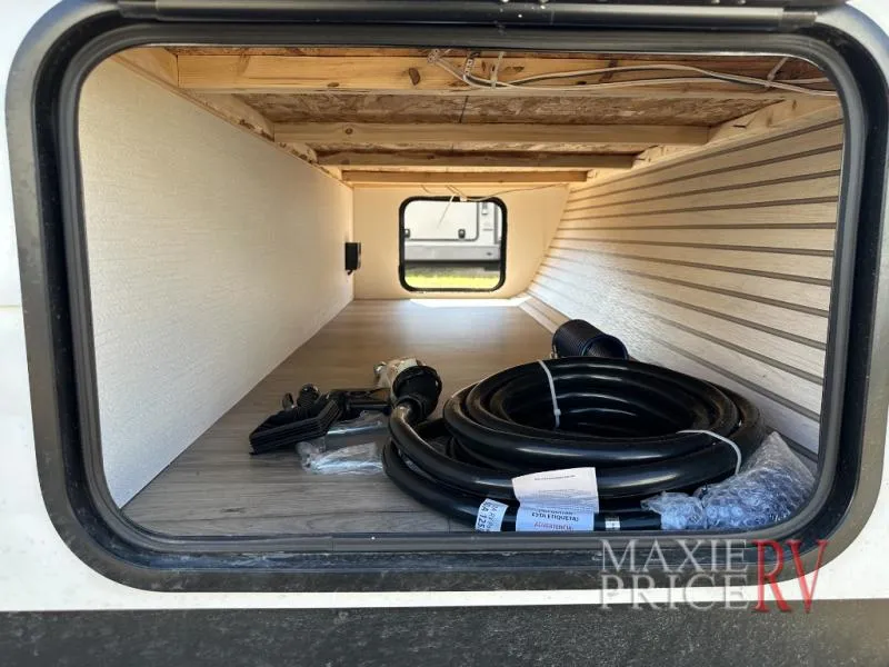 2026 Shasta RVs i-5 Edition 532BEDS - Photo 3