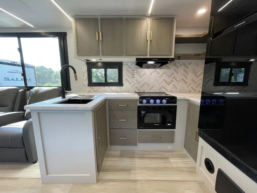 2027 Forest River RV Salem Hemisphere Hyper-Lyte 28RKHL — Photo 6