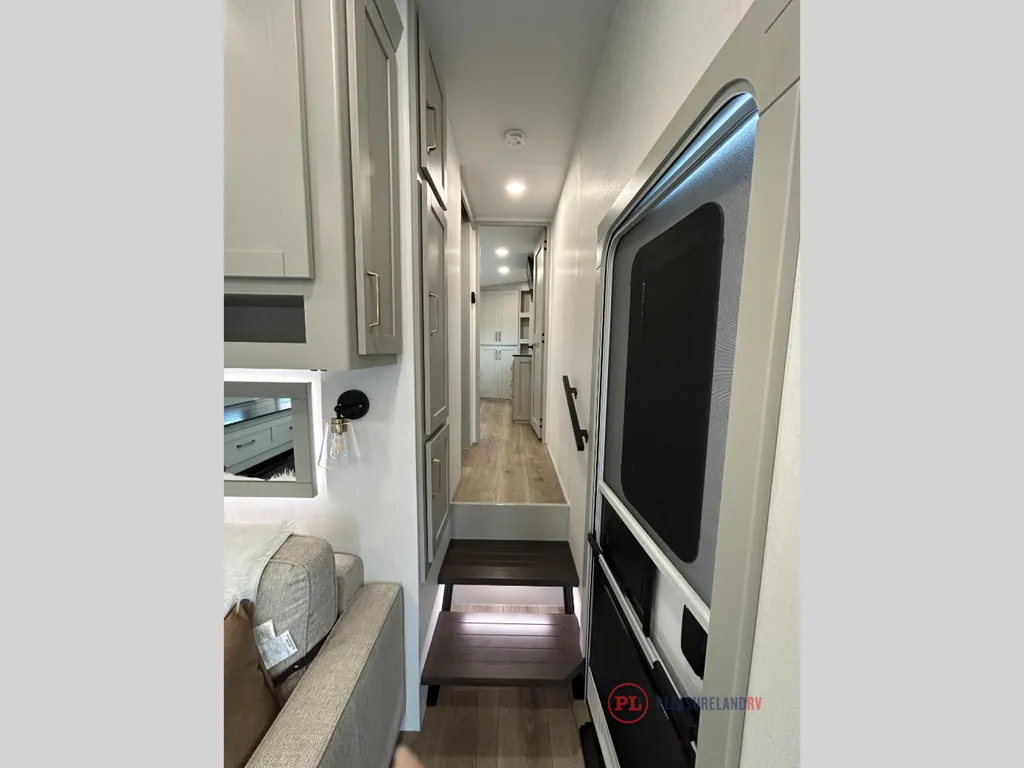 2026 Brinkley Model Z 3420, Photos photo 20