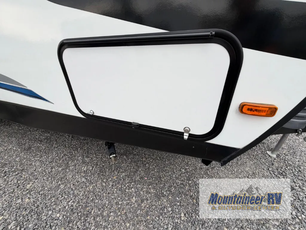 2024 Coachmen Freedom Express Ultra Lite 274RKS, Photos photo 15