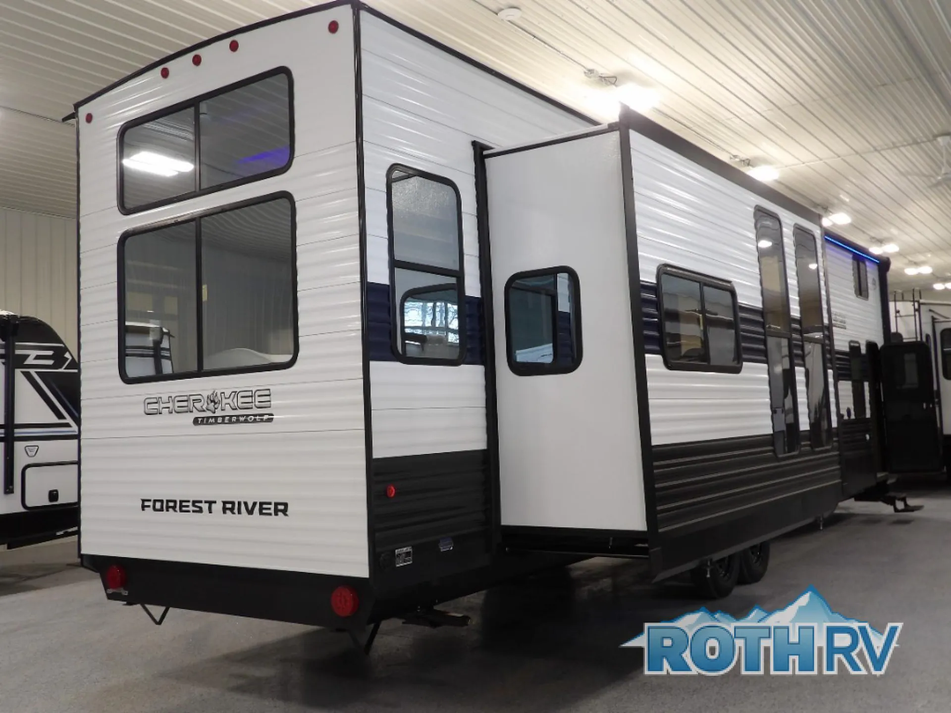 2025 Forest River Cherokee Timberwolf 39DL - Photo 4