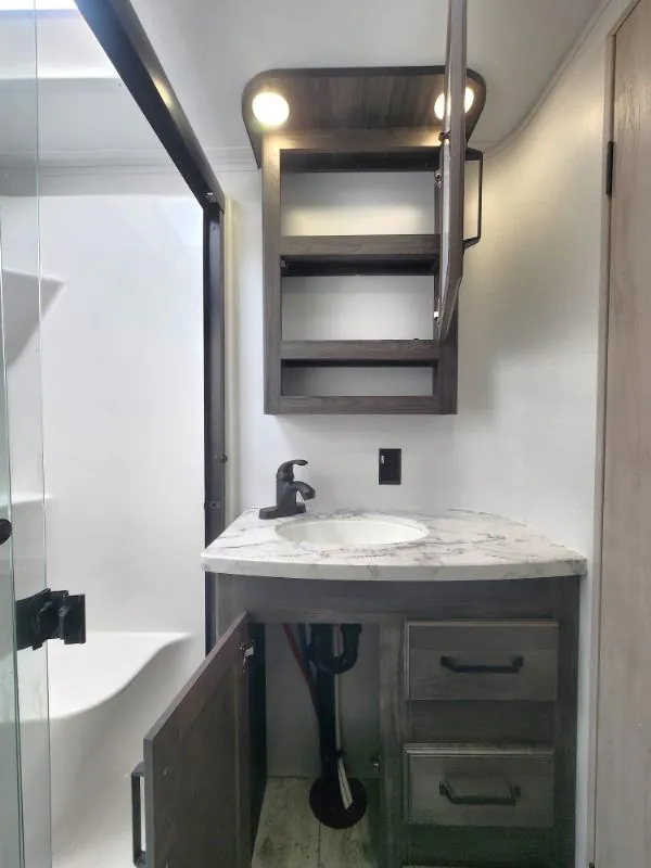 2024 Keystone Montana High Country 385BR, Photos photo 39