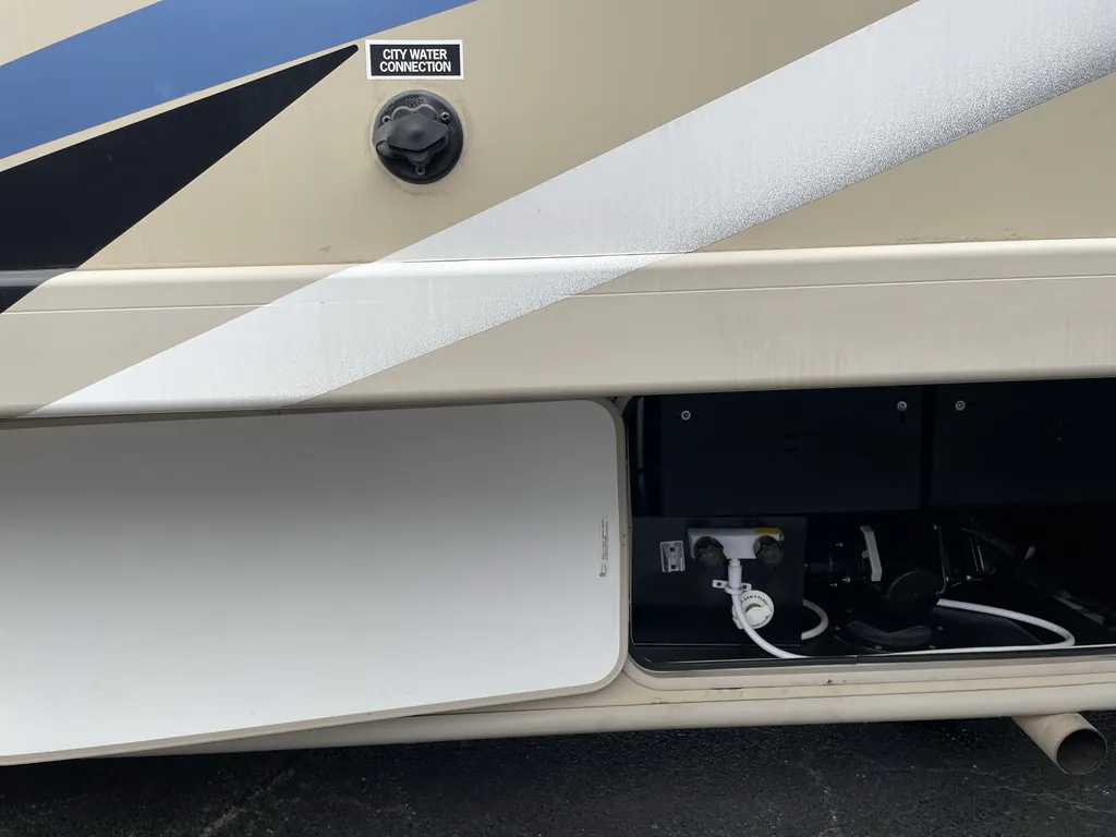 2022 Thor Motor Coach Freedom Traveler A32, Photos photo 21