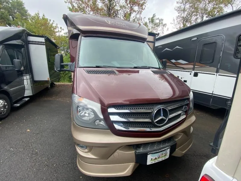 2019 Renegade Vienna 25UCB - Photo 3