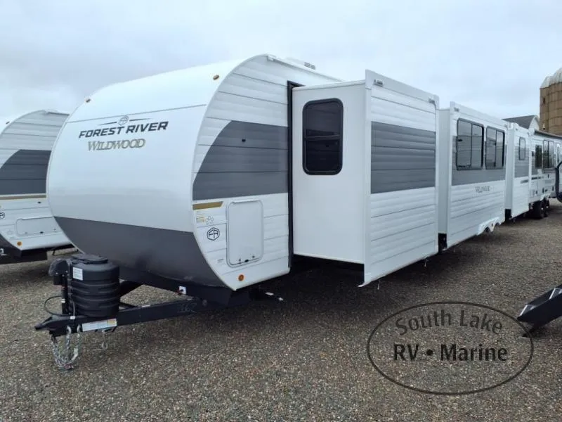 2025 Forest River Wildwood 33TS - Photo 4