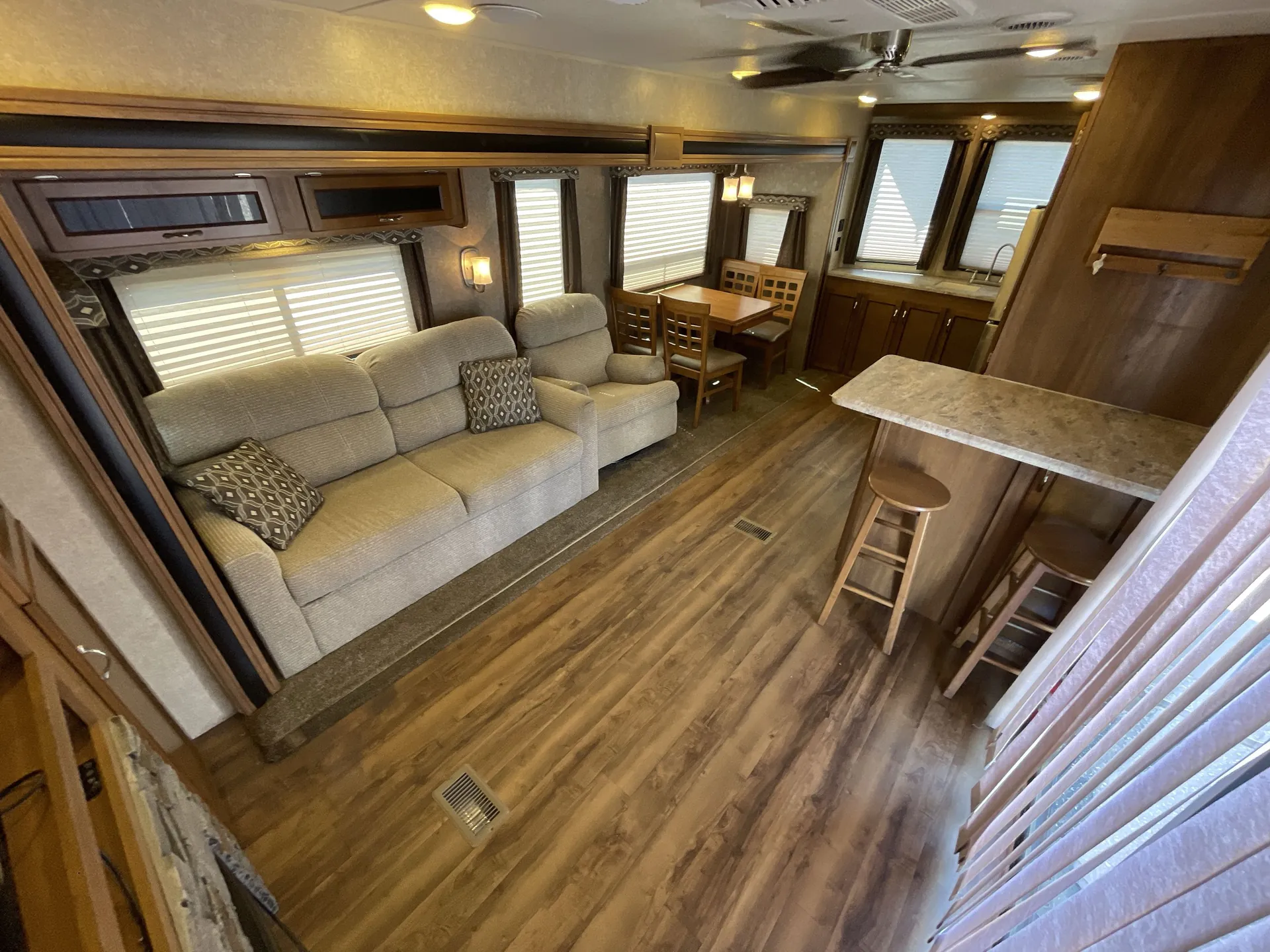 2017 Coachmen Catalina Destination 40FKDS — living area main