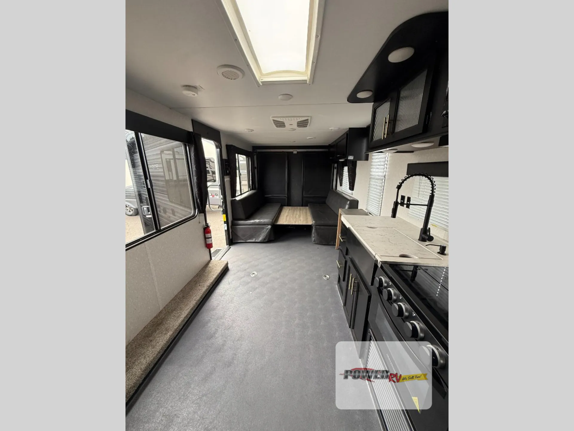 2021 Forest River Cherokee Grey Wolf 26MBRR — Photo 5