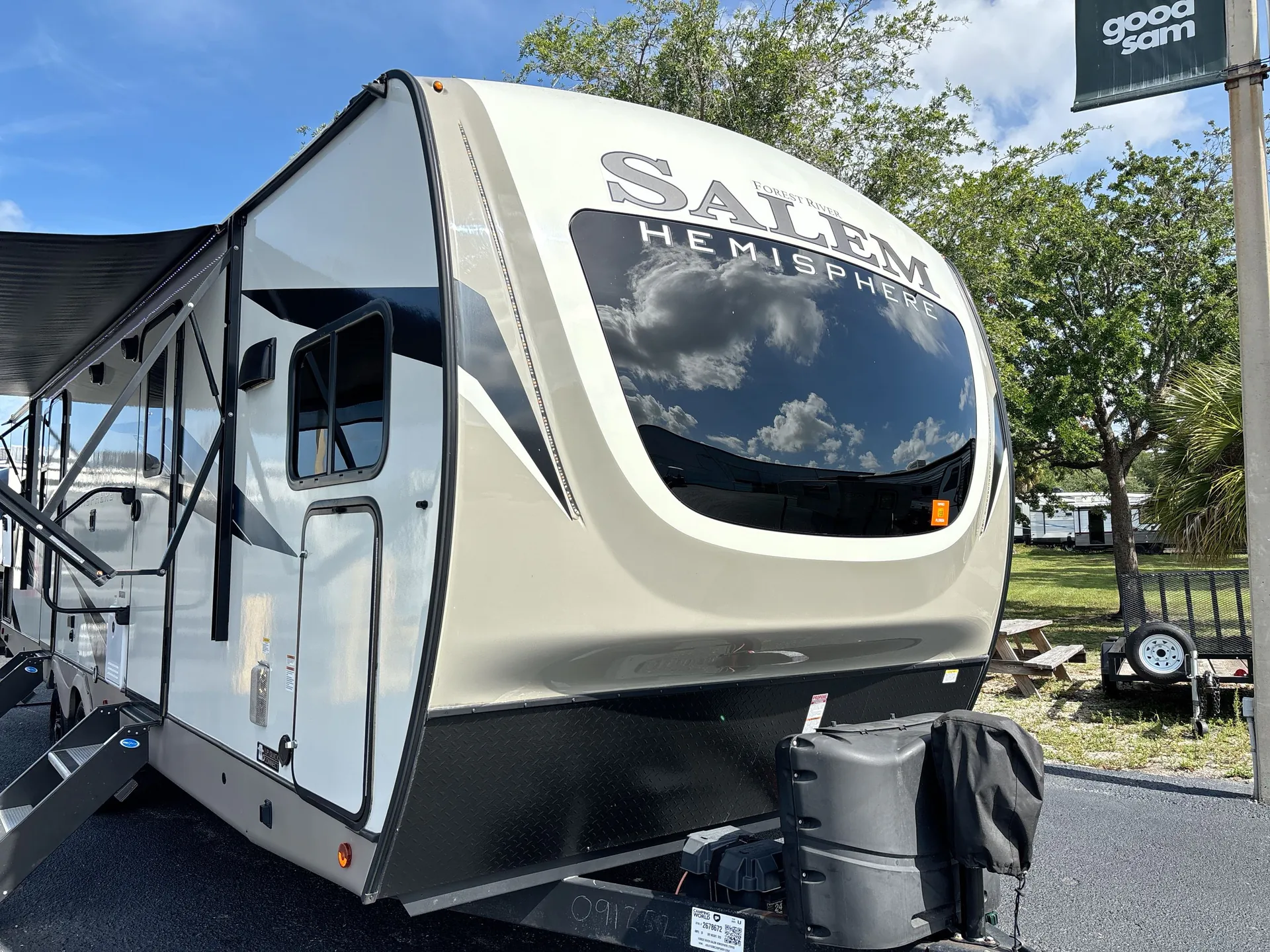 2023 Forest River Salem Hemisphere 270FKS dealer photo 1 from Camping World