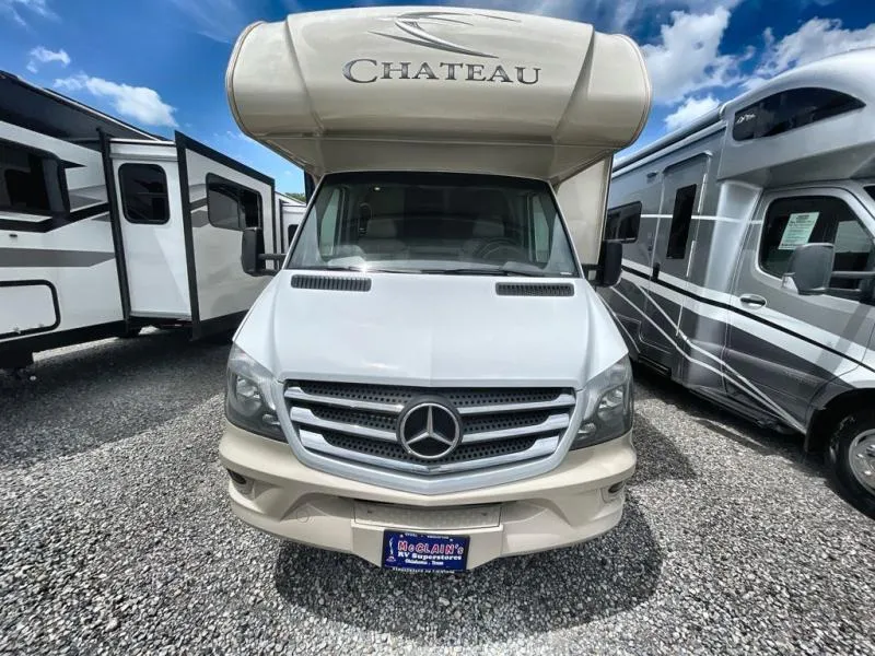 2018 Thor Motor Coach Chateau 24F - Photo 4