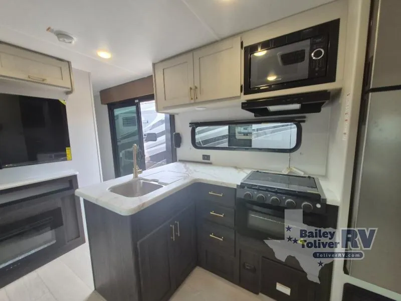 2026 CrossRoads Zinger 390DB - Photo 4