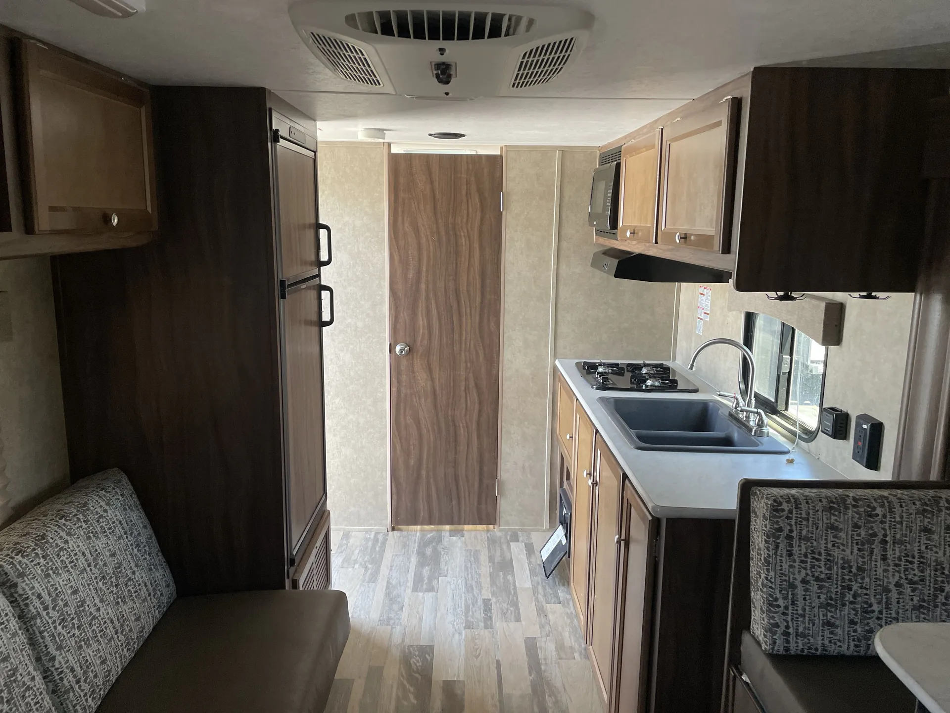 2019 Coachmen Viking Ultra-Lite 21RBSS — living area main
