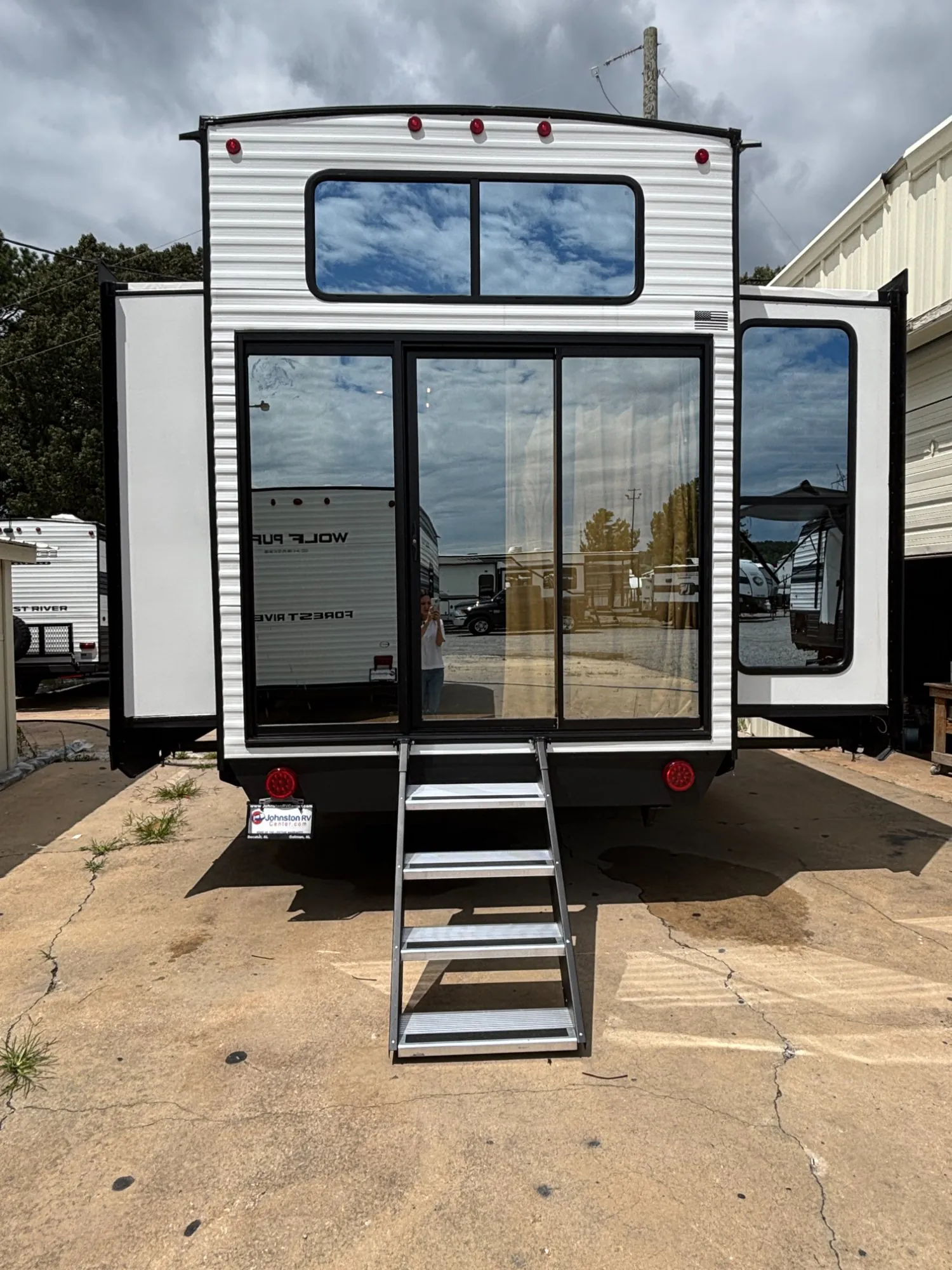 2027 Forest River Cherokee Timberwolf 39JM — Photo 6