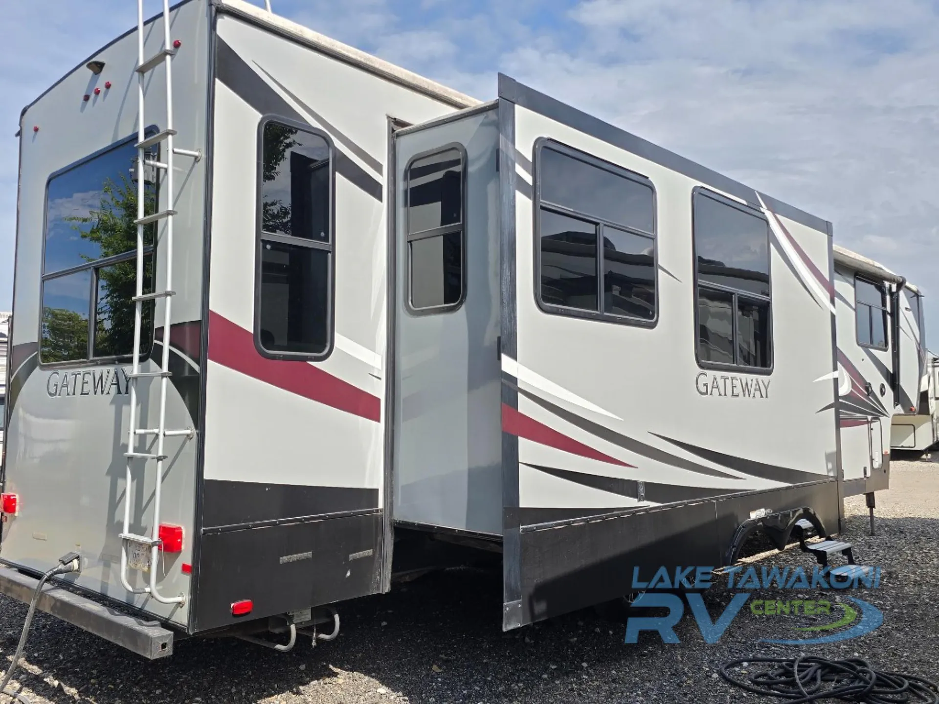 2017 Heartland Gateway 3712RDMB - Photo 4