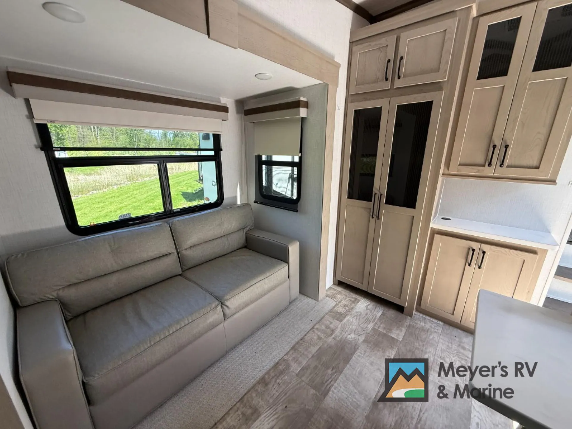 2024 Forest River Rockwood Signature 281RK - Photo 4