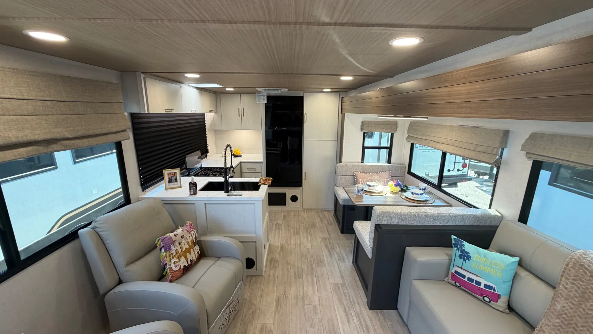 2027 Forest River Vibe 2600RK - Photo 3