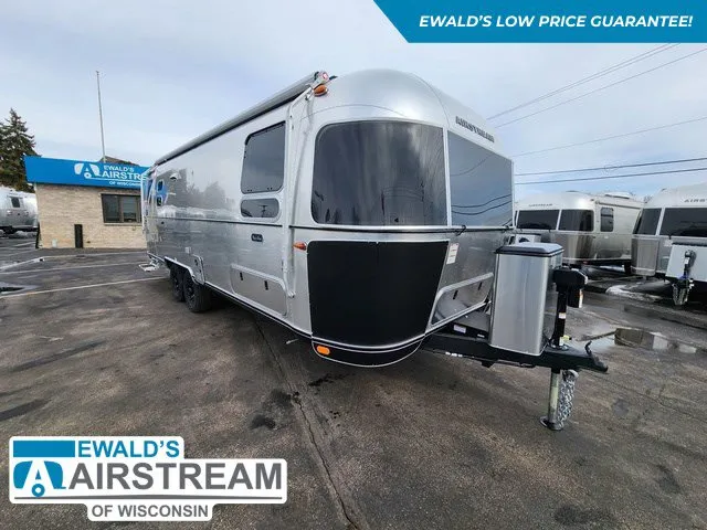2025 Airstream Flying Cloud 27FB - Photo 2