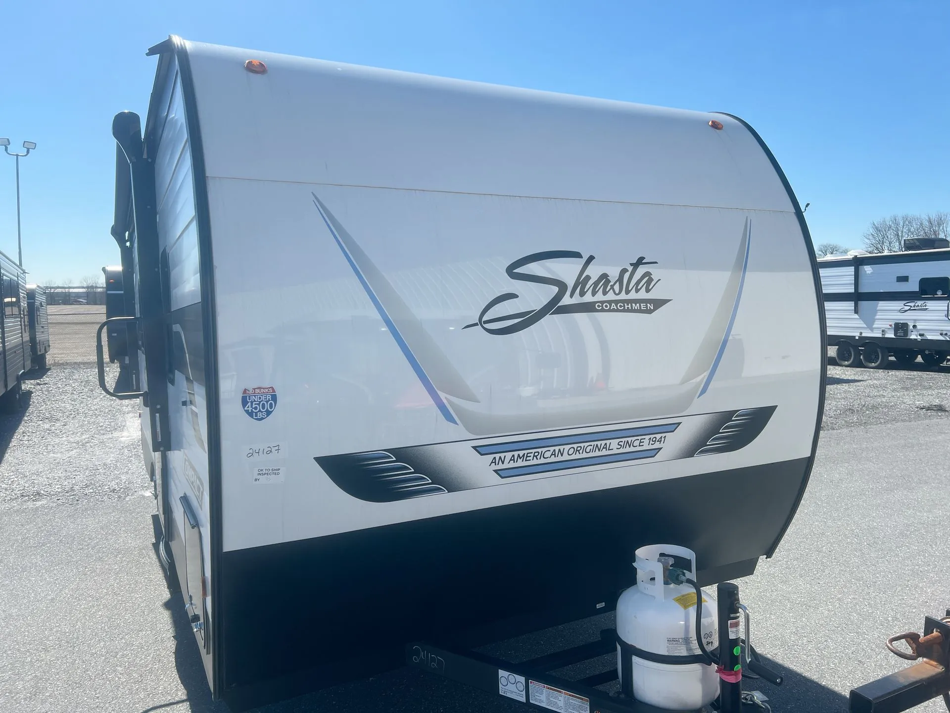 2026 Shasta RVs Compact 18FQ - Photo 3