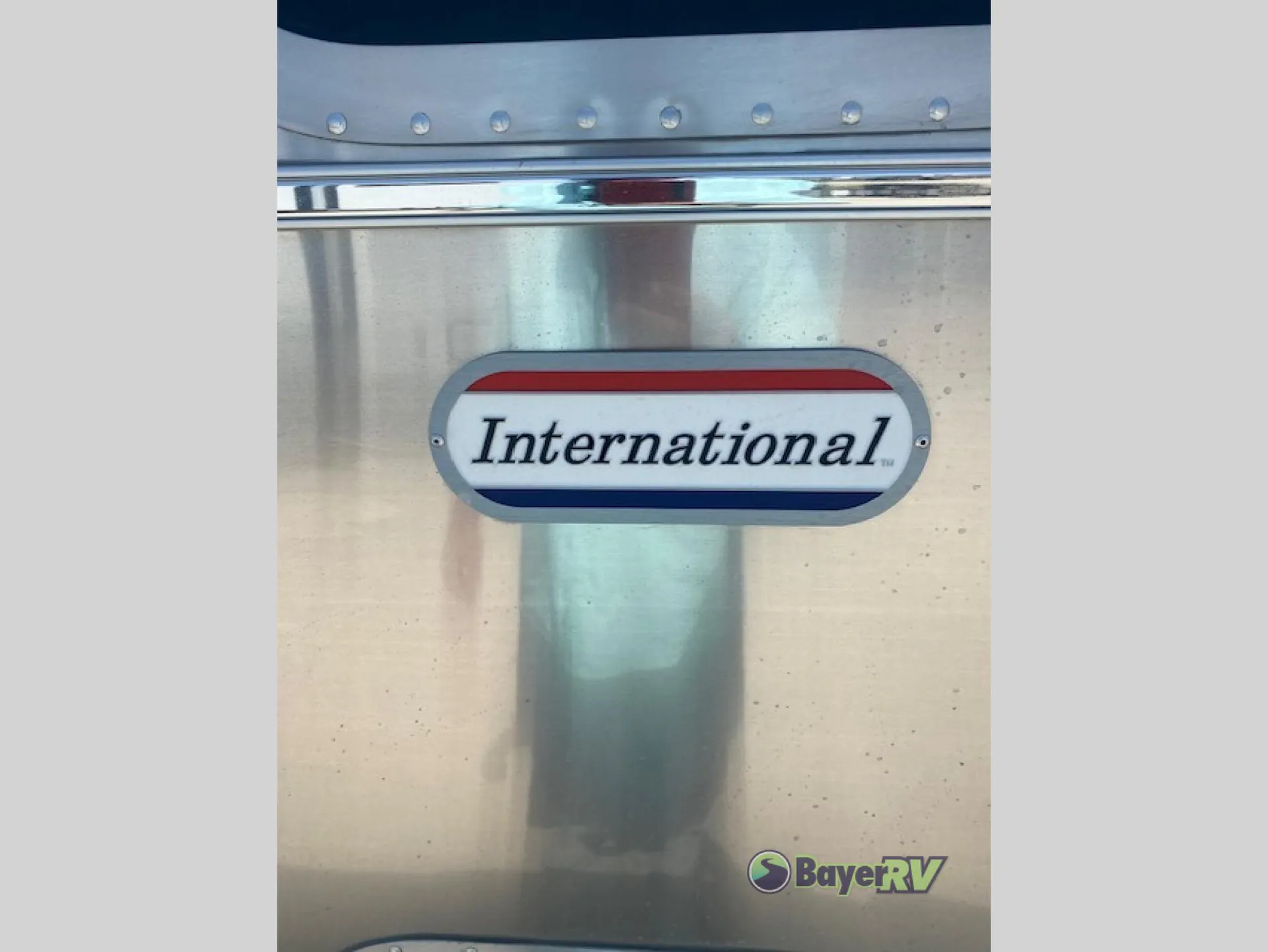 2025 Airstream International 25FB Twin - Photo 3