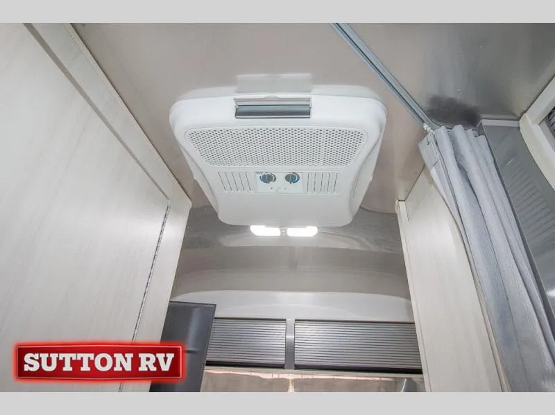 2018 Airstream Sport 16RB - Photo 3