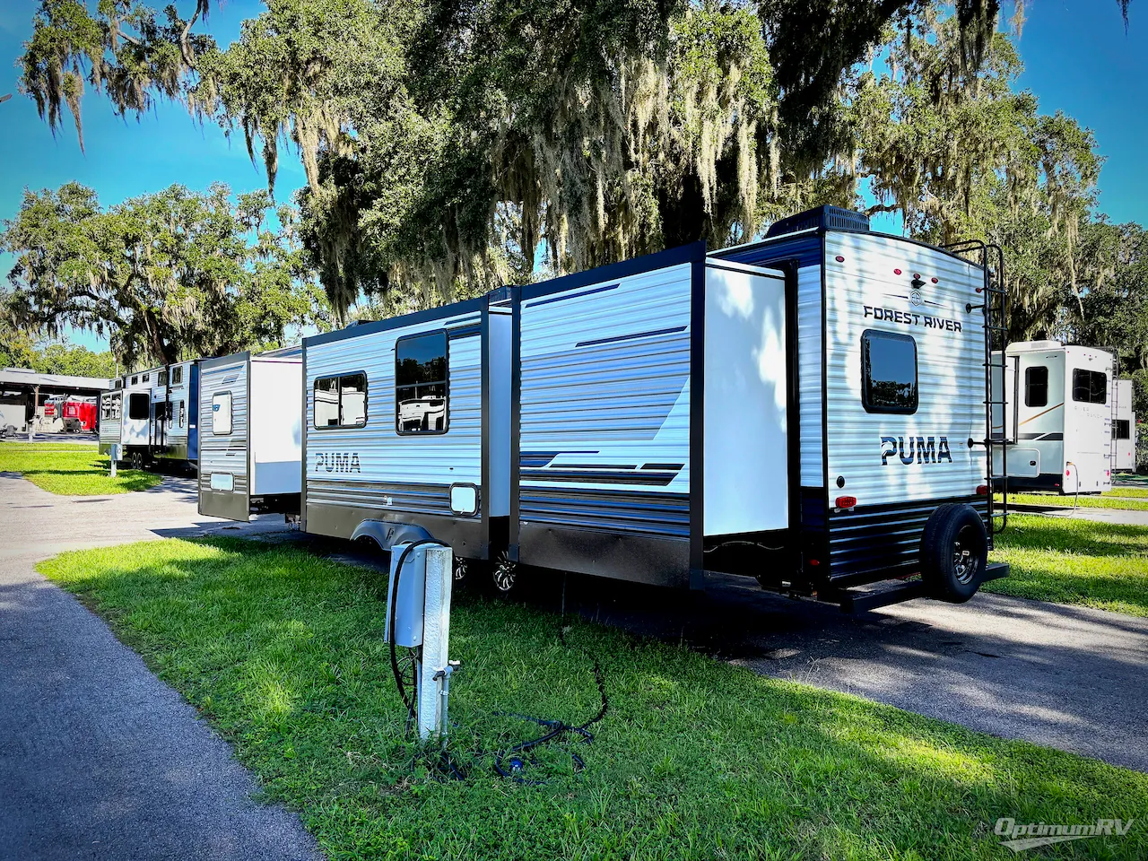 2027 Forest River Puma 32BHFS - Photo 4