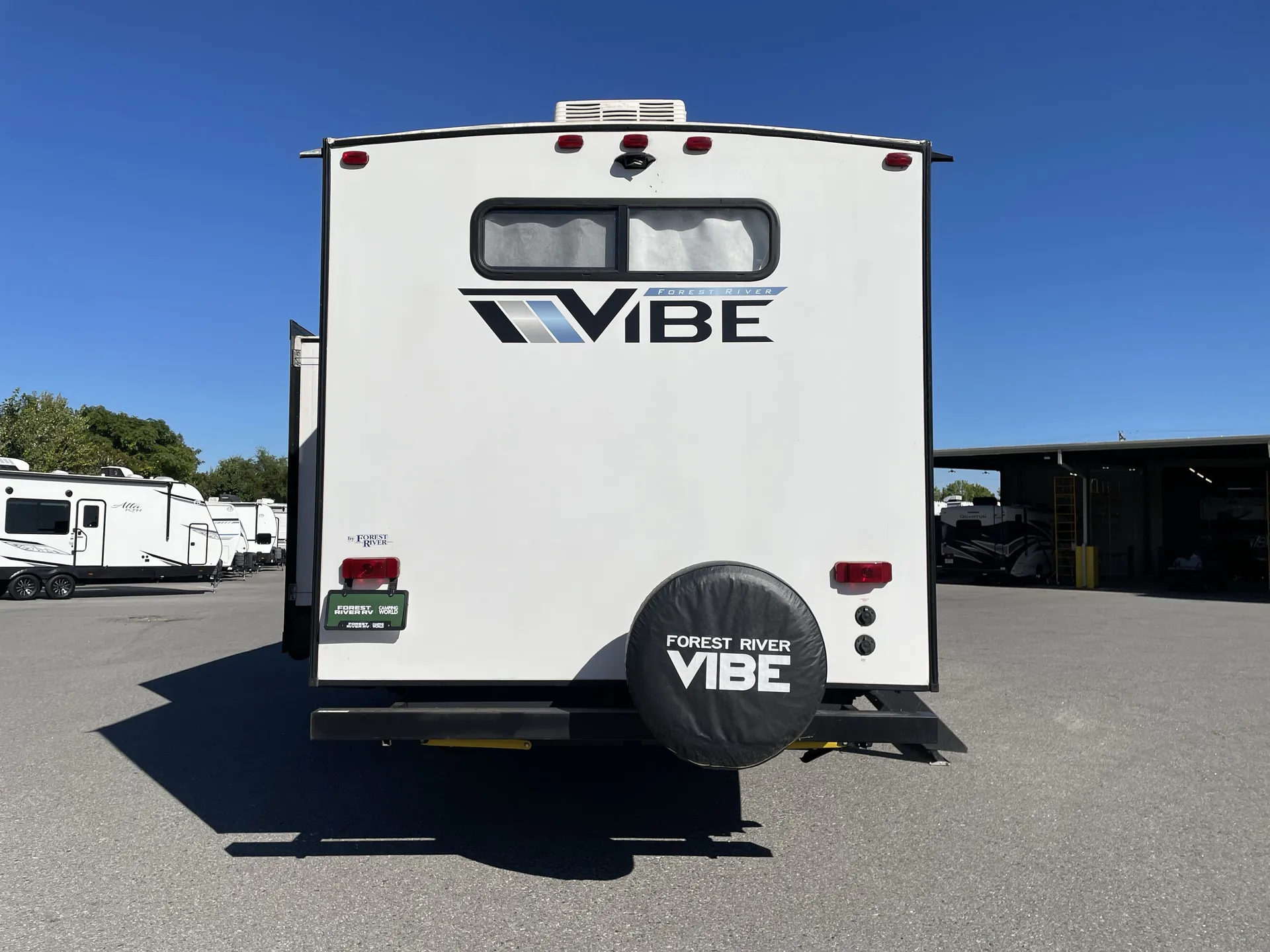 2022 Forest River Vibe 28BH — backside