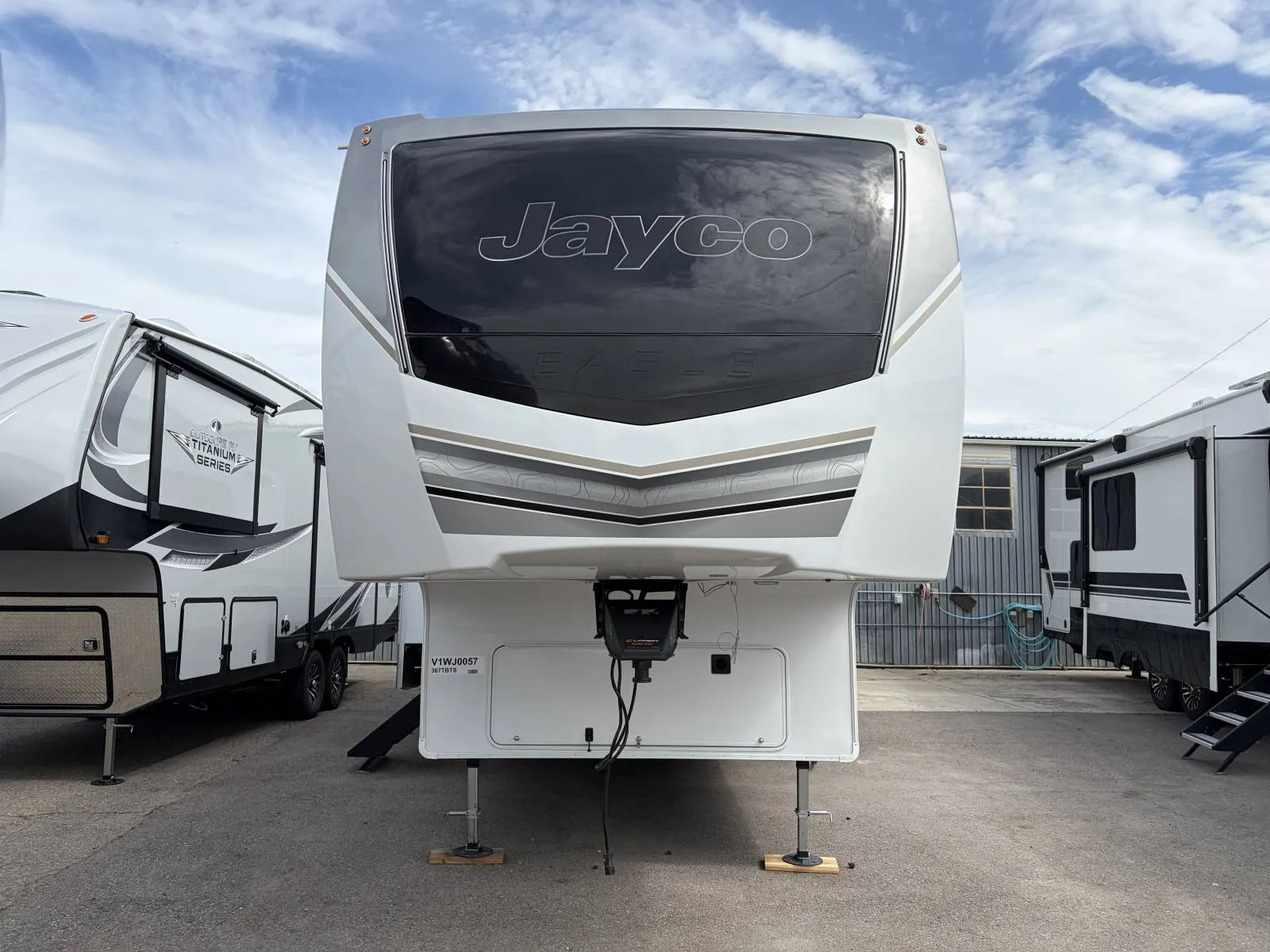 2027 Jayco Eagle 367TBTS - Photo 4