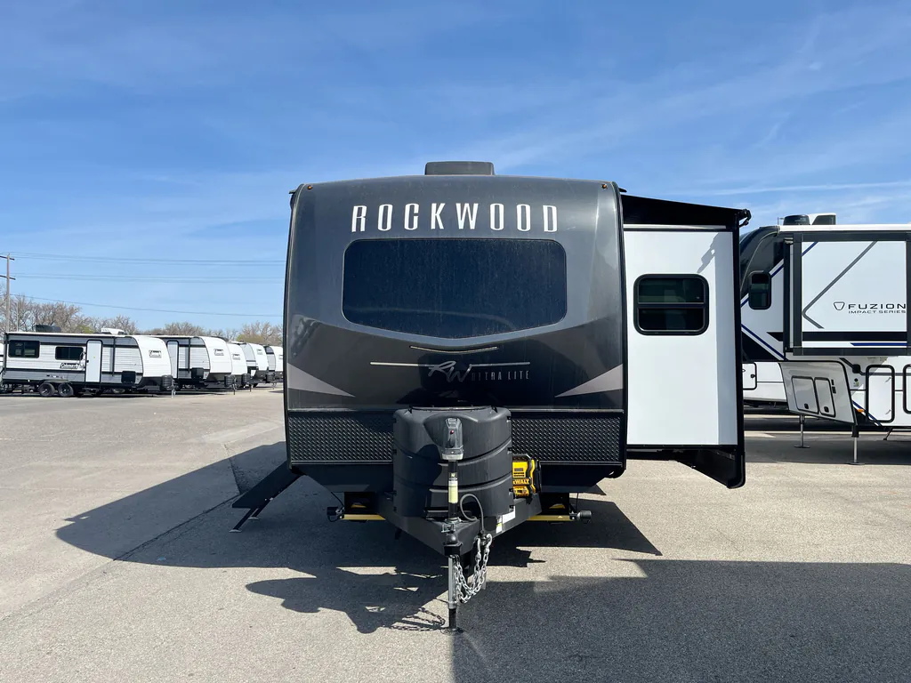 2023 Forest River Rockwood Ultra Lite 2614BS, Photos photo 4