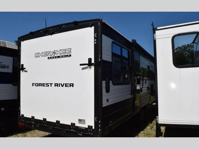 2026 Forest River Cherokee Grey Wolf 24RRT - Photo 4