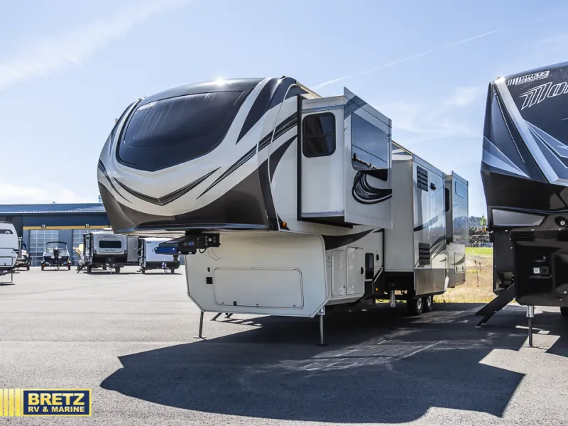 2020 Grand Design Solitude 380FL - Photo 4