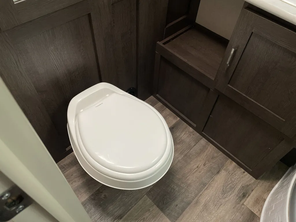2018 Forest River Wildwood X-Lite 233RBXL, Photos photo 14