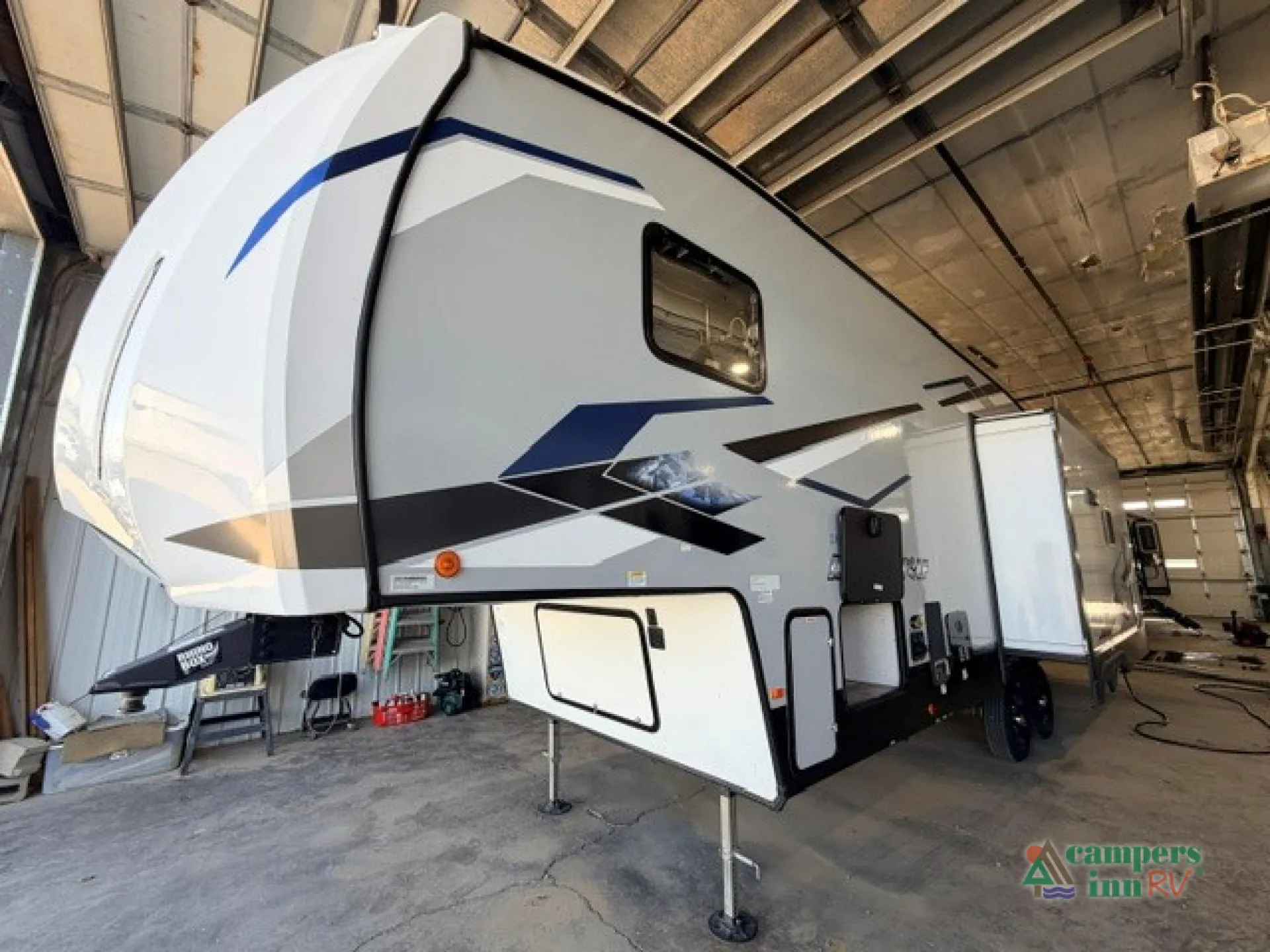 2023 Forest River Cherokee Arctic Wolf 291RL - Photo 3