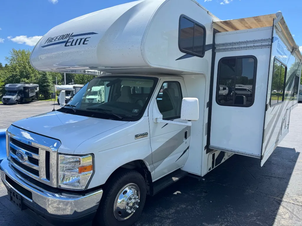 2022 Thor Motor Coach Freedom Elite 27FE - Photo 3