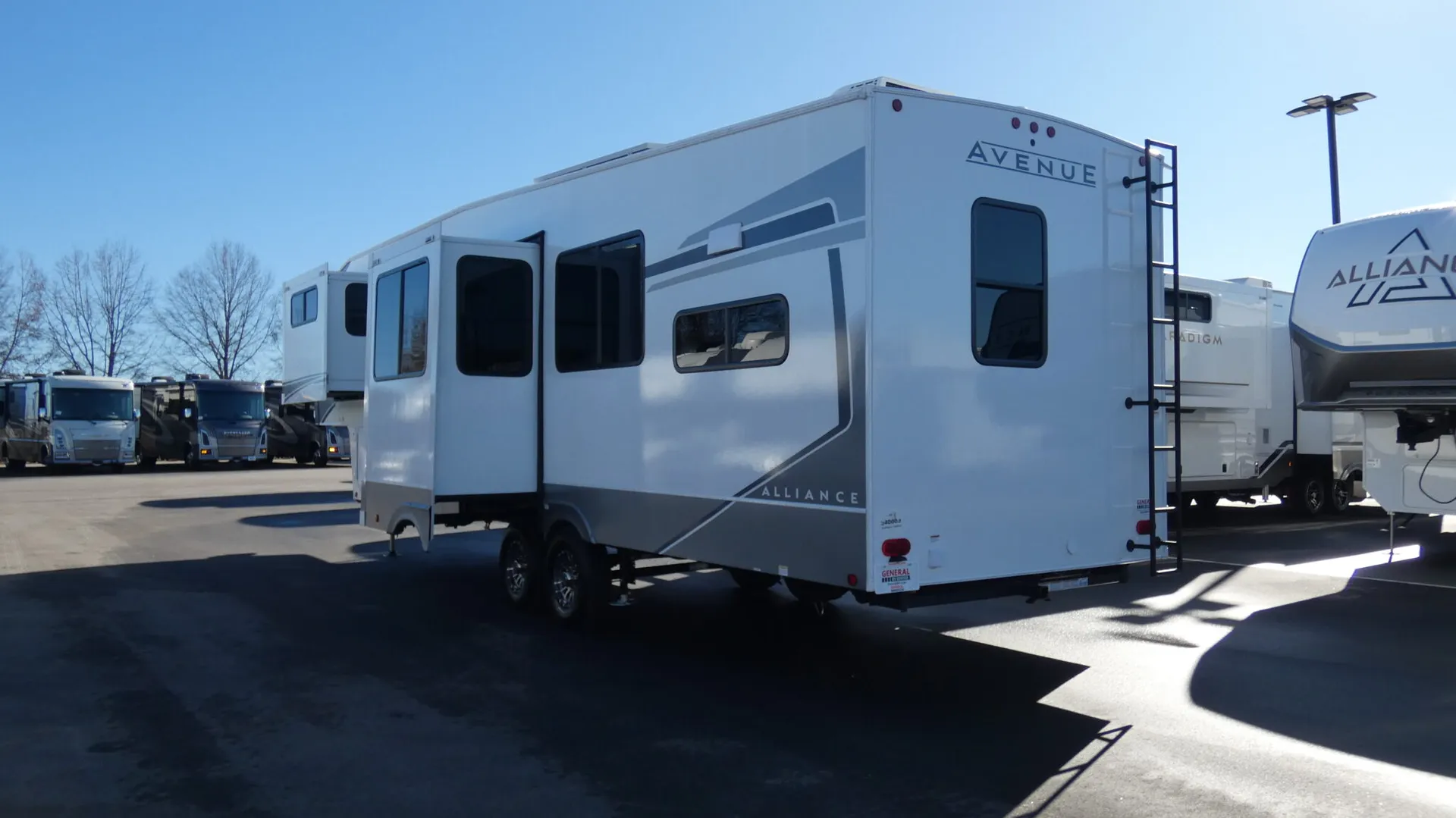 2026 Alliance RV Avenue 35RKS - Photo 4