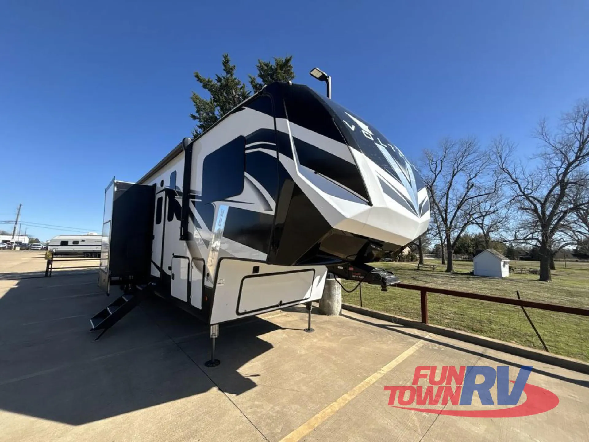 2022 Dutchmen Voltage 4145 dealer photo 1 from Fun Town RV