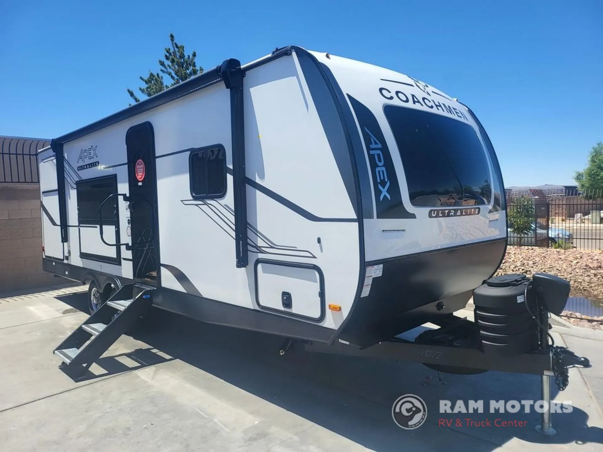 2025 Coachmen Apex Ultra-Lite 242BARV - Photo 4